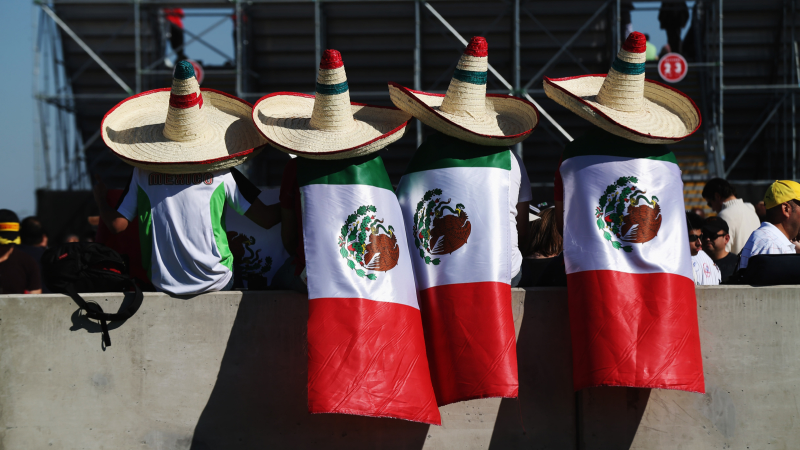 Illustration for article titled In Austin, F1 Fans Swept Up In "Checomania" For Mexico's Sergio Perez
